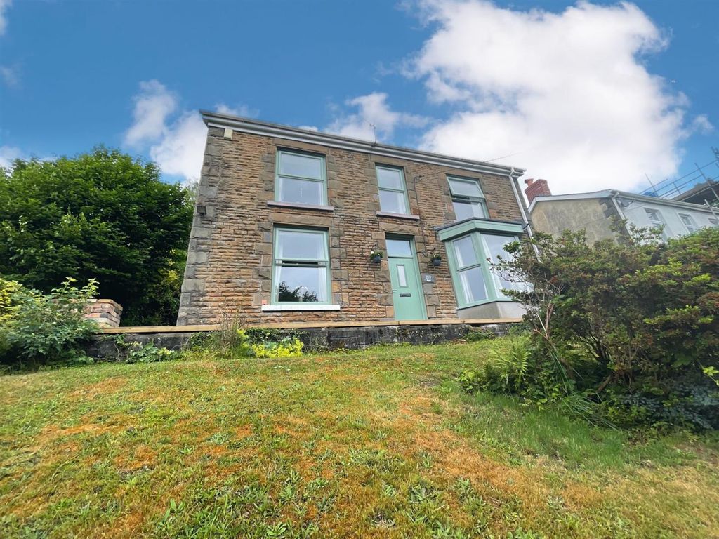 3 bed detached house for sale in Graig Road, Godrergraig, Swansea SA9, £240,000