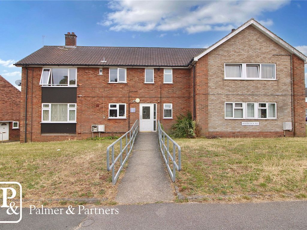 2 bed maisonette for sale in Woodcock Road, Ipswich, Suffolk IP2, £125,000