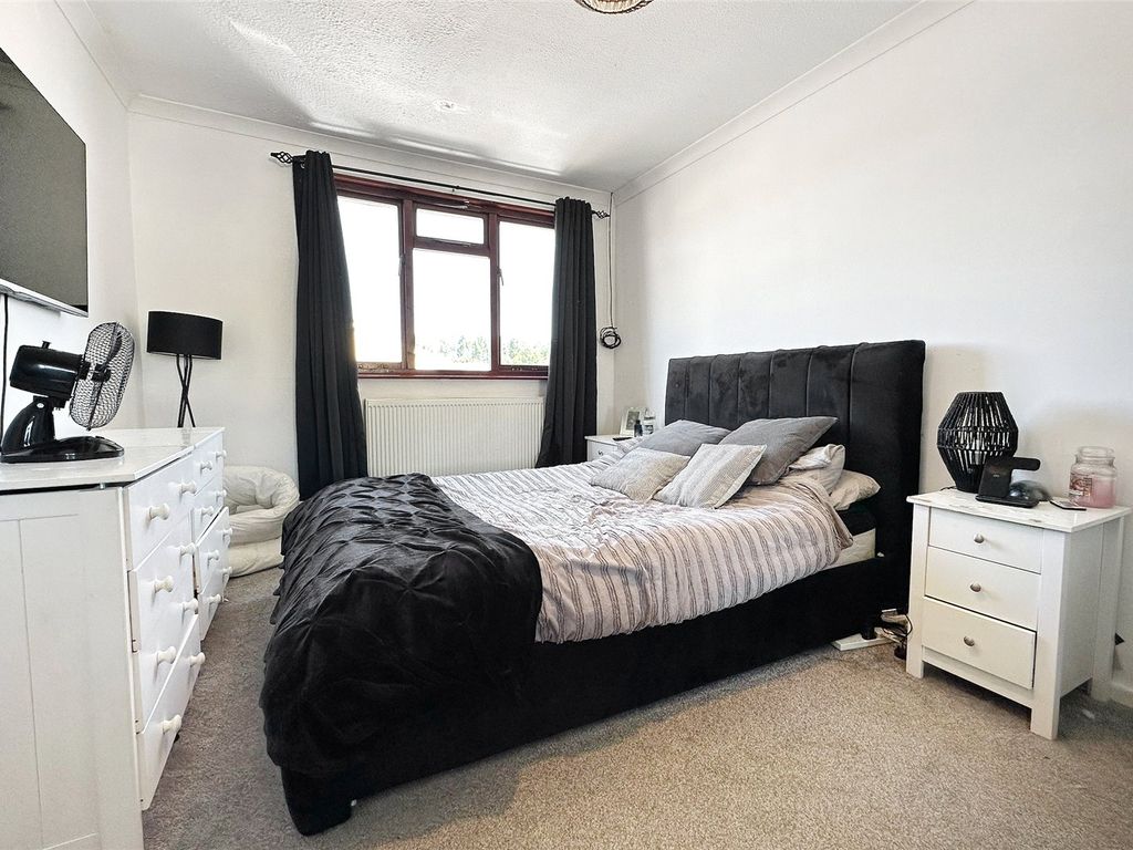 3 bed terraced house for sale in Greenfields, Wick, Littlehampton, West Sussex BN17, £260,000