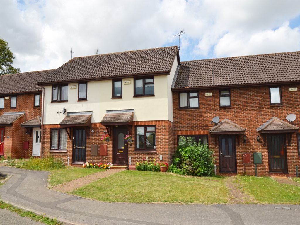 2 bed detached house for sale in Magpie Way, Winslow, Buckingham MK18, £268,000