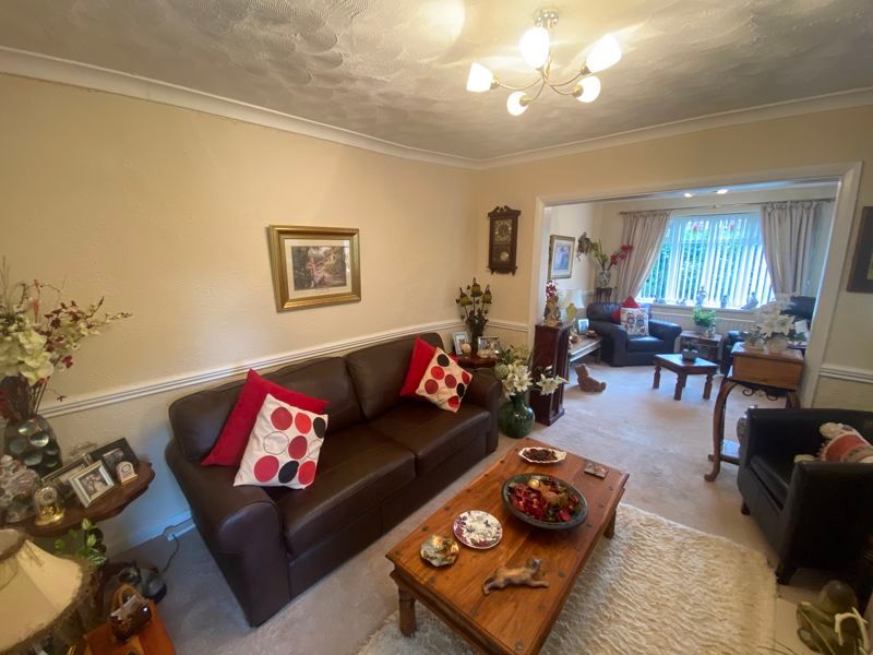 2 bed semi-detached house for sale in Linnards Lane, Wincham CW9, £200,000