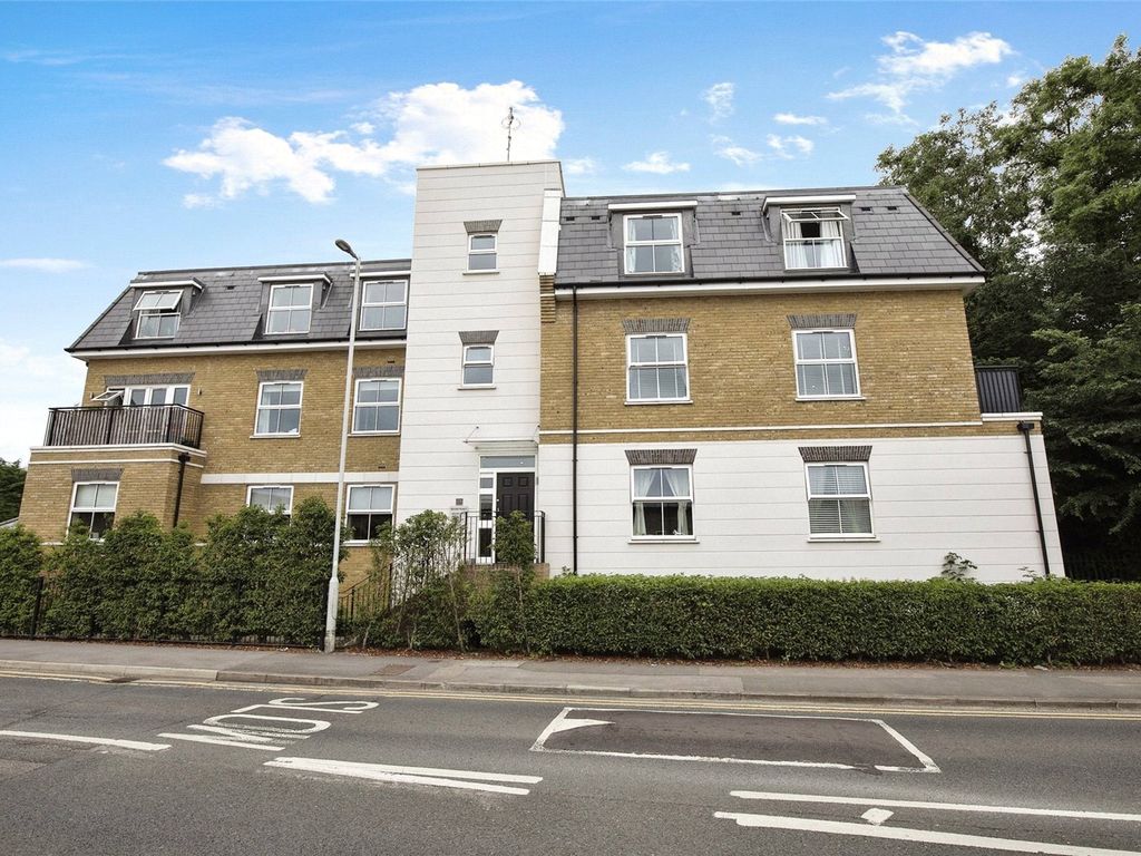 1 bed flat for sale in Oldfield Road, Maidenhead, Berkshire SL6, £290,000