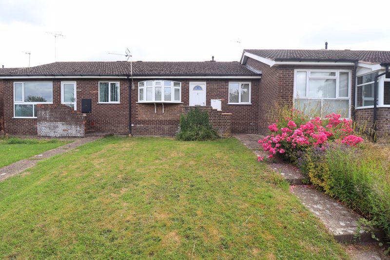 2 bed bungalow for sale in Curlew Road, Abbeydale, Gloucester GL4, £225,000