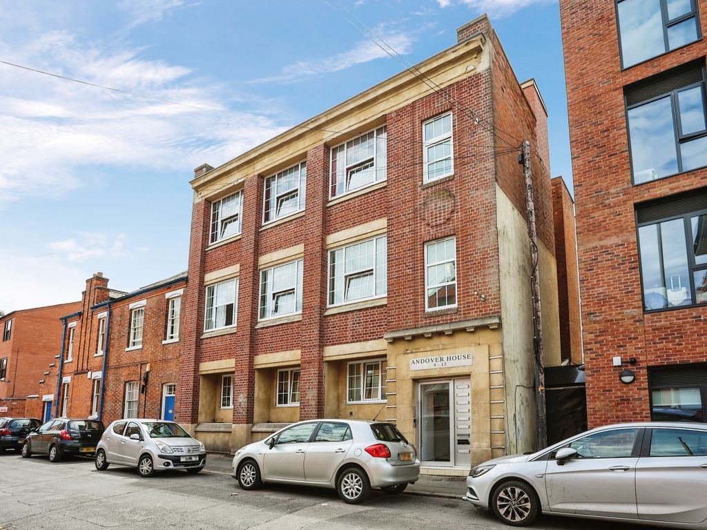1 bed flat for sale in Andover Street, Leicester, Leicestershire LE2, £110,000