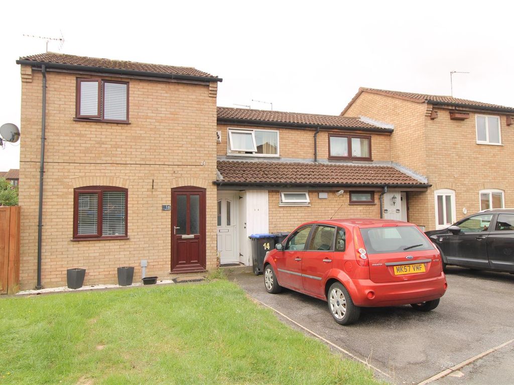 Property for sale in Exeter Close, Daventry NN11, £140,000