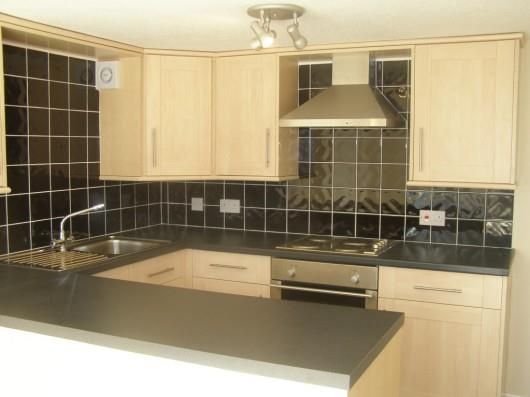 Property for sale in Exeter Close, Daventry NN11, £140,000