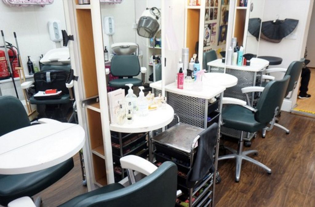 Retail premises for sale in Hair & Beauty Salon, Chelmsford CM1, £23,000