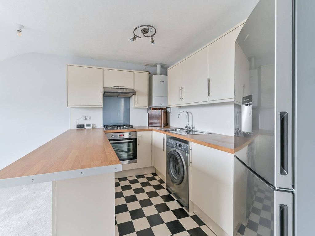1 bed flat for sale in Cameron Road, Croydon CR0, £210,000