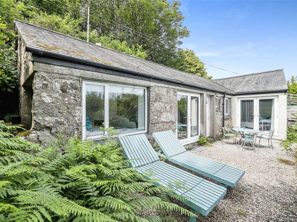 2 bed bungalow for sale in Lamorna, Penzance TR19, £275,000