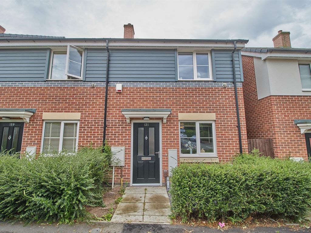 2 bed property for sale in Southfield Road, Hinckley LE10, £115,000
