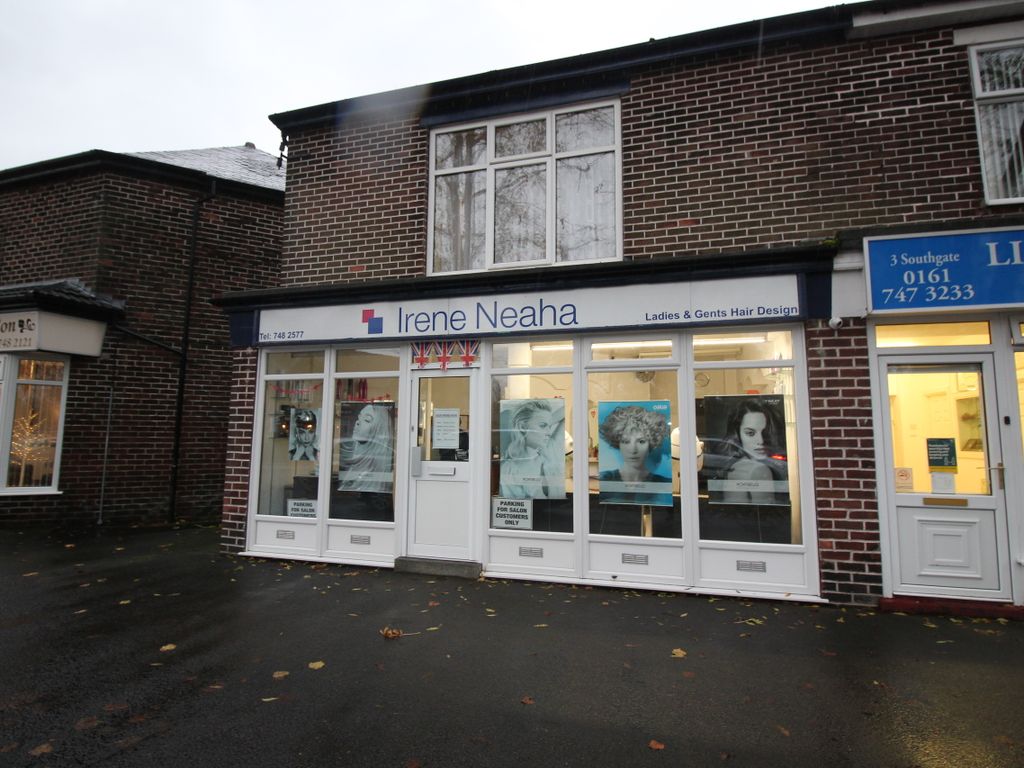 Property for sale in Southgate, Urmston, Manchester M41, £160,000