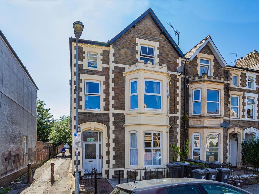 1 bed flat for sale in Claude Road, Roath, Cardiff CF24, £159,950