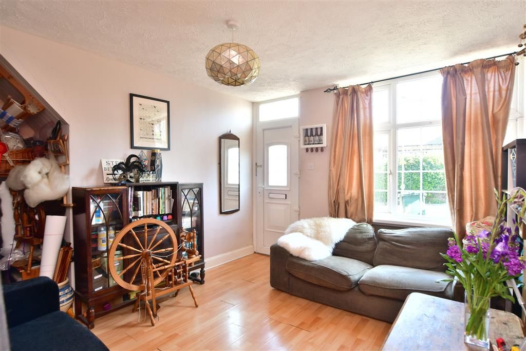 1 bed flat for sale in Coombe Road, Brighton, East Sussex BN2, £230,000