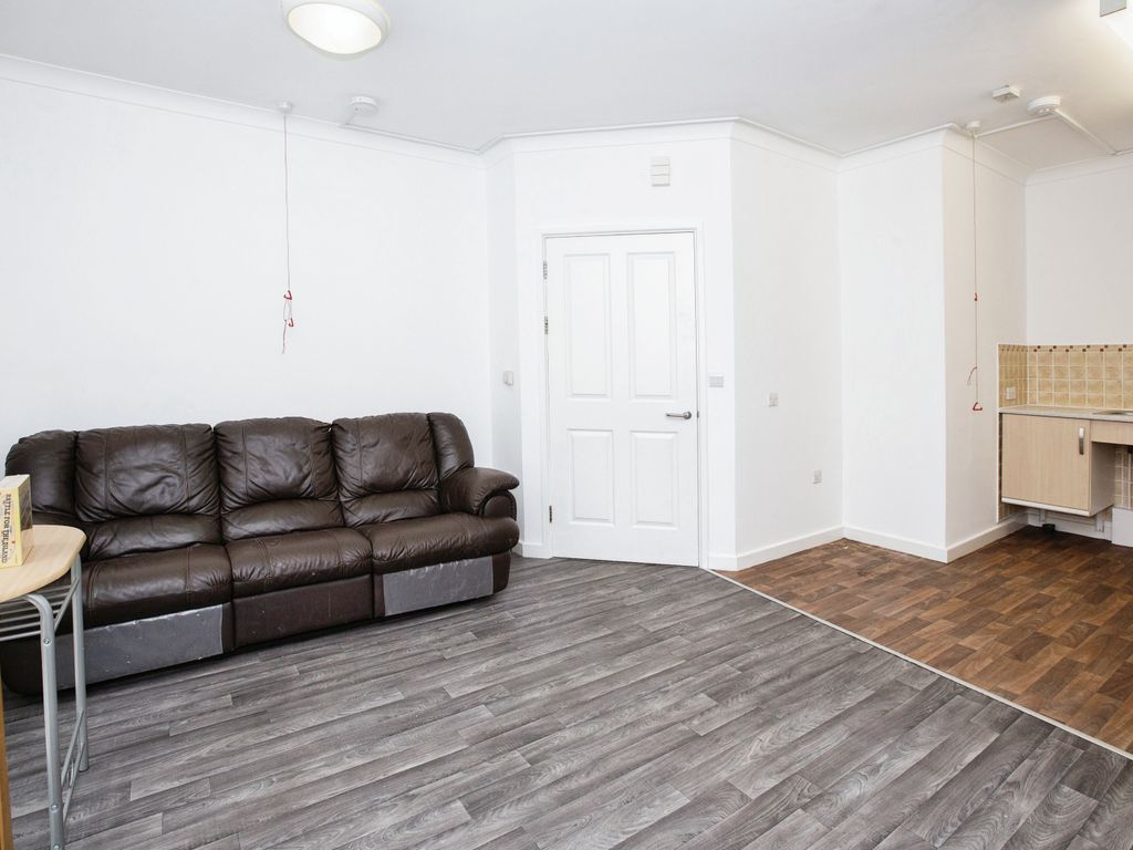 1 bed flat for sale in 27 Nelson Street, London E6, £110,000