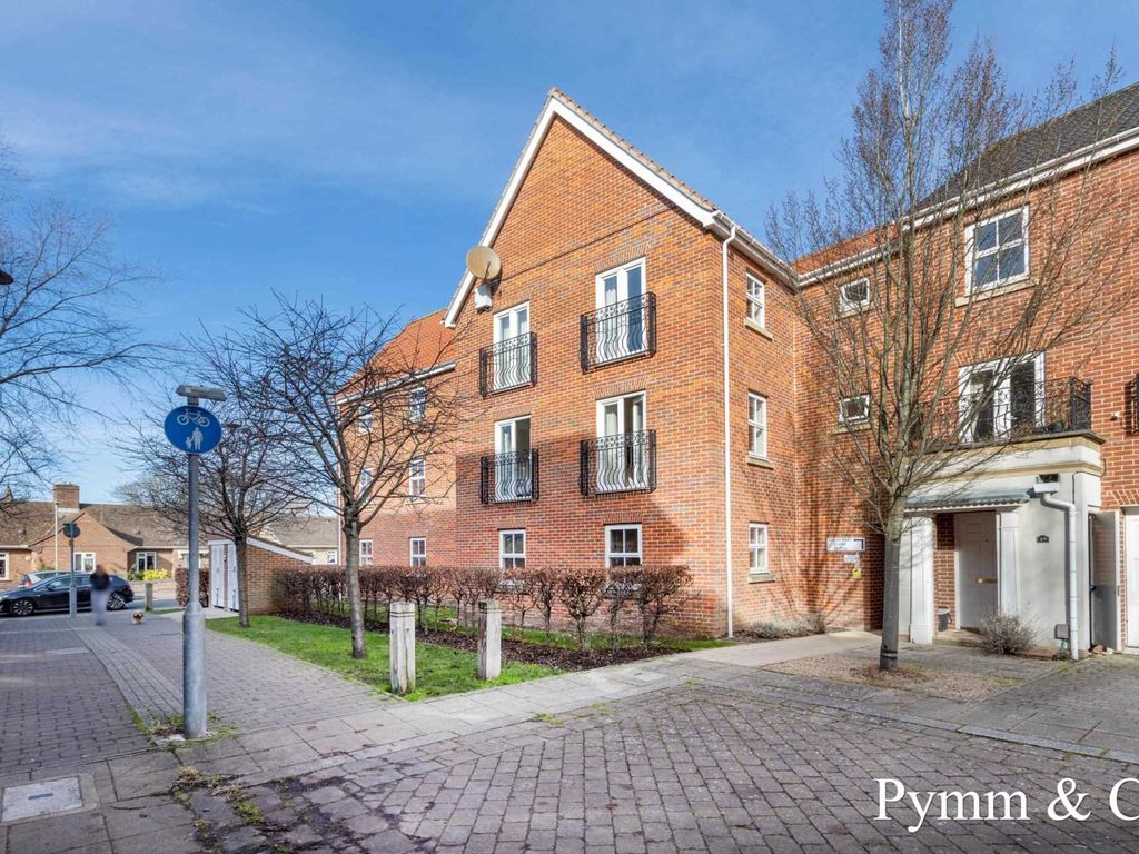 1 bed flat for sale in Sarah West Close, Norwich NR2, £165,000
