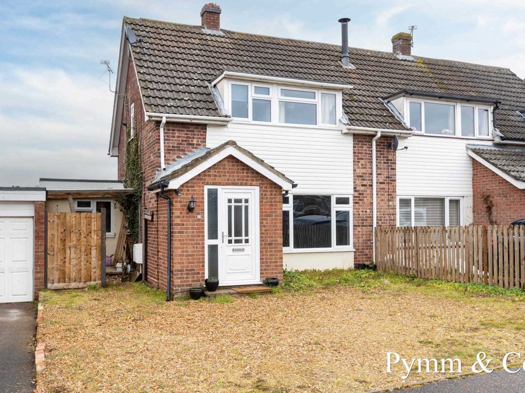 4 bed semi-detached house for sale in Hamblings Piece, East Harling NR16, £250,000