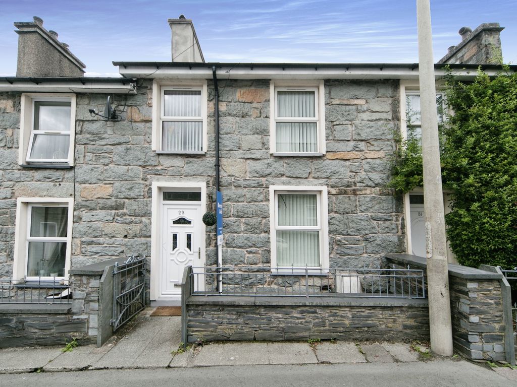 3 bed terraced house for sale in Lord Street, Blaenau Ffestiniog, Gwynedd LL41, £140,000