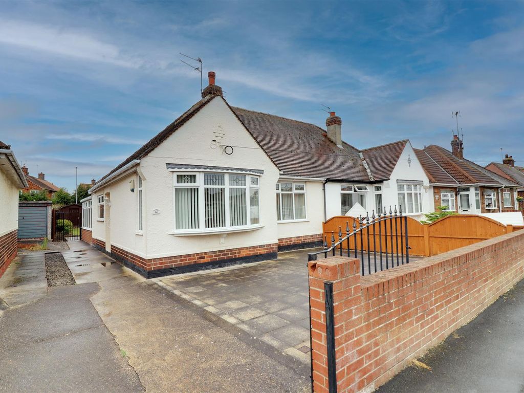 2 bed semi-detached bungalow for sale in Glamis Road, Hessle HU13, £205,000