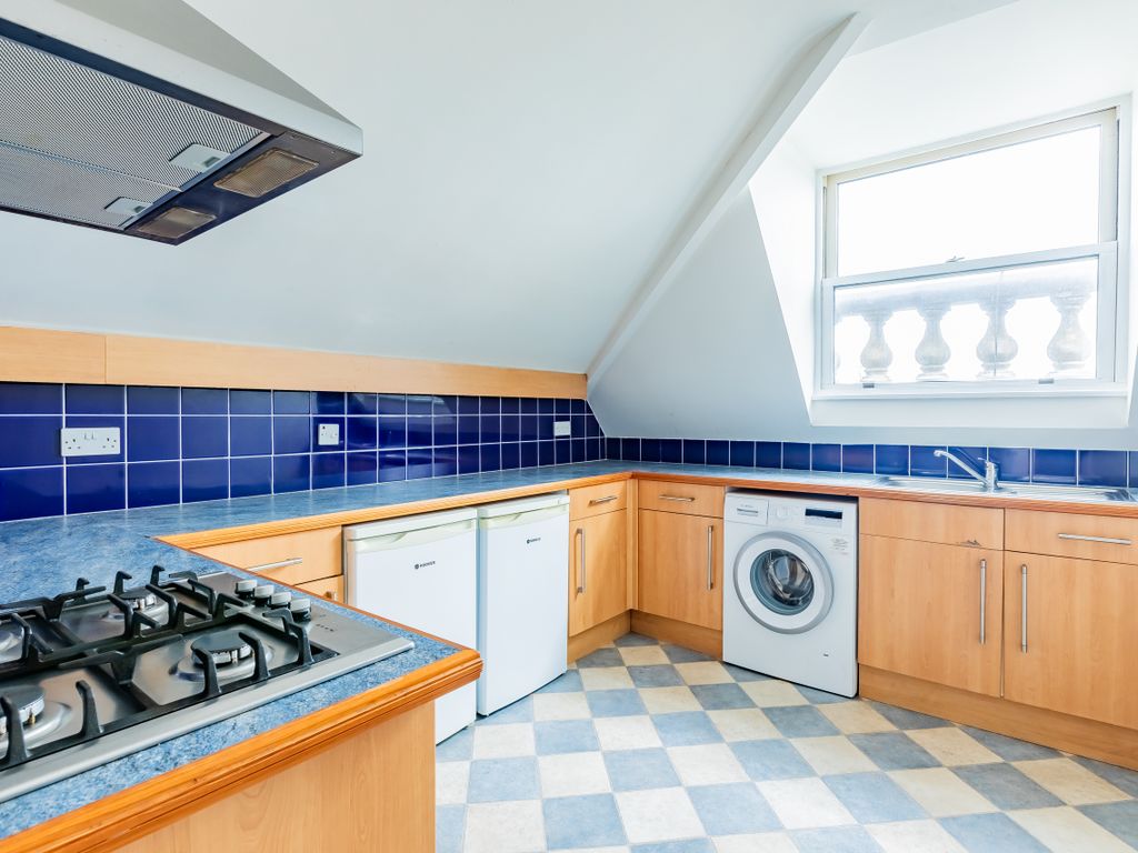 2 bed flat for sale in Arley Hill, Cotham, Bristol BS6, £325,000