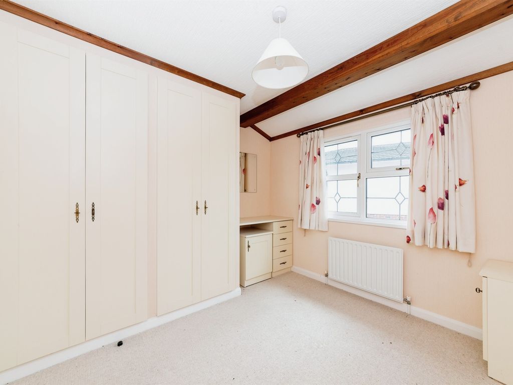 3 bed mobile/park home for sale in Ranksborough Hall, Langham, Oakham LE15, £160,000