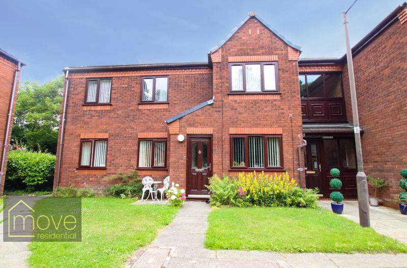 2 bed flat for sale in Sylvan Court, Woolton, Liverpool L25, £140,000