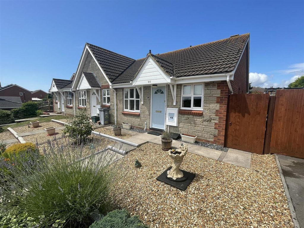 2 bed semi-detached bungalow for sale in Badger Rise, Portishead, Bristol BS20, £300,000