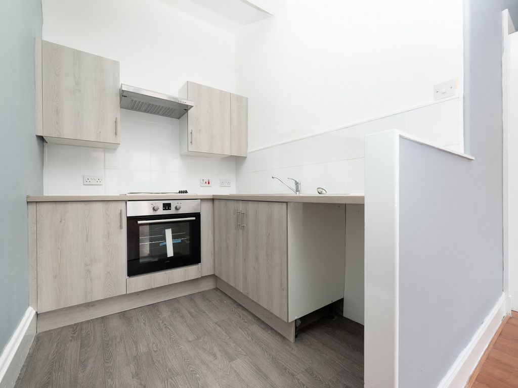 1 bed flat for sale in Brachelston Street, Greenock PA16, £45,000