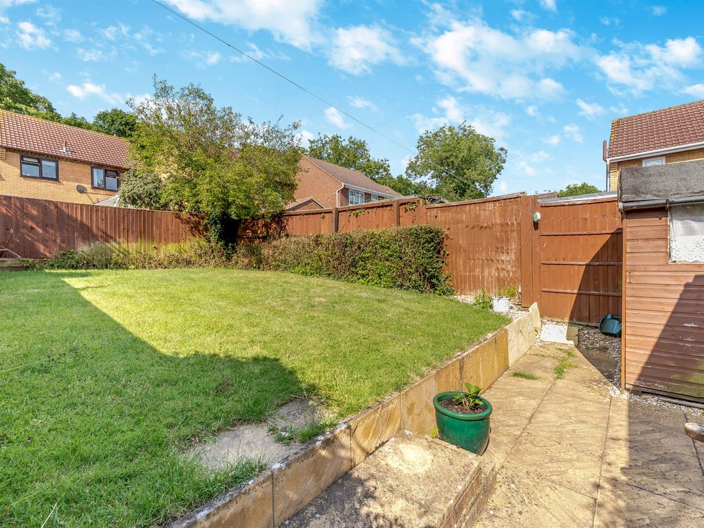 2 bed semi-detached house for sale in Brook Close, Uppingham, Oakham LE15, £195,000