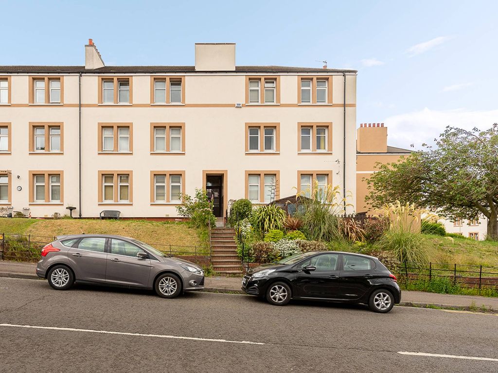 1 bed flat for sale in Arklay Street, Dundee DD3, £60,000