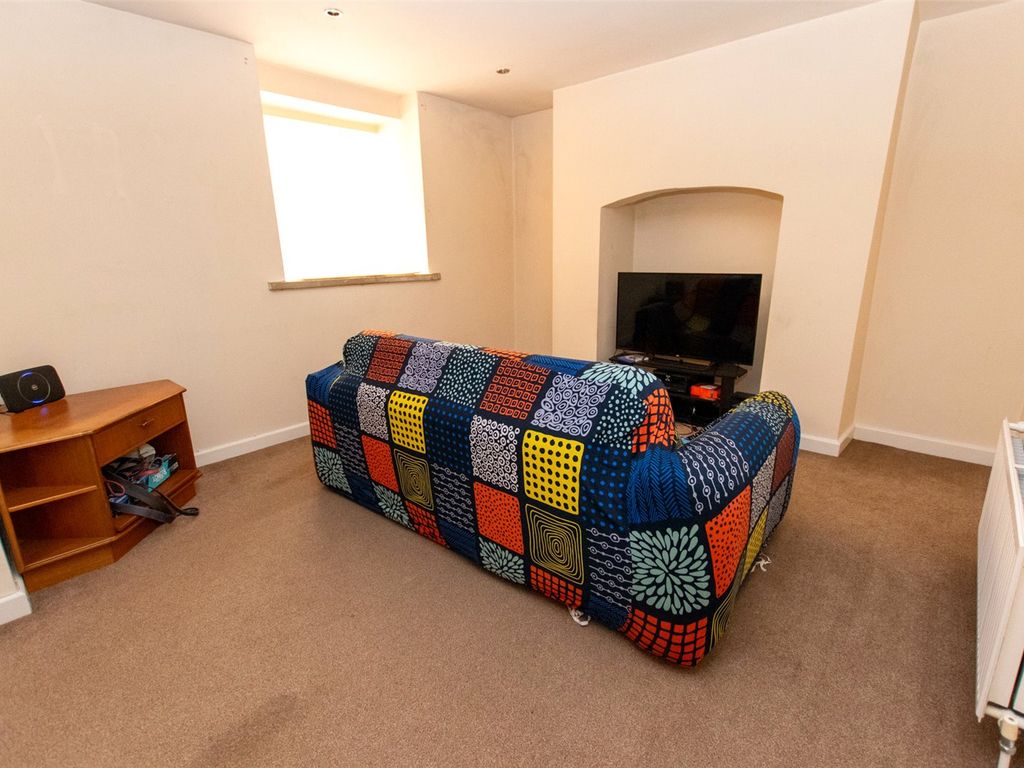 1 bed maisonette for sale in Albion Street, Dunstable, Bedfordshire LU6, £140,000