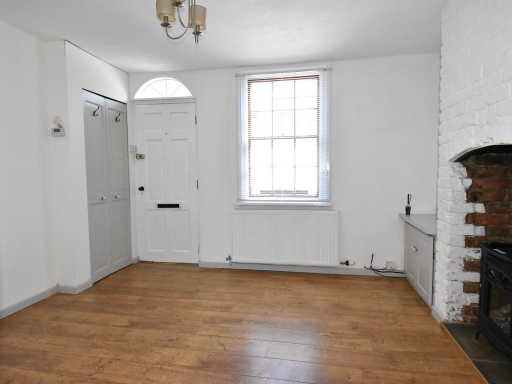 1 bed terraced house for sale in Well Alley, Tewkesbury GL20, £175,000