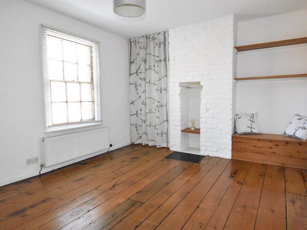 1 bed terraced house for sale in Well Alley, Tewkesbury GL20, £175,000