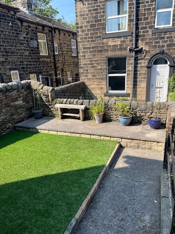 3 bed end terrace house for sale in Beech Street, Steeton, Keighley BD20, £214,950