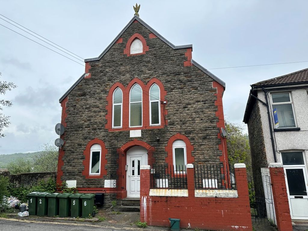 1 bed flat for sale in Flat 2 The Synagogue, Cliff Terrace, Treforest, Pontypridd, Mid Glamorgan CF37, £45,000