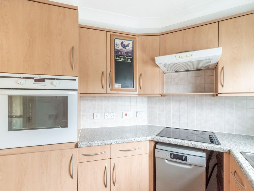 1 bed flat for sale in Pittenzie Street, Crieff PH7, £69,000