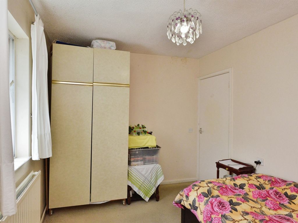 1 bed maisonette for sale in Bradwell Common Boulevard, Bradwell Common, Milton Keynes MK13, £63,000
