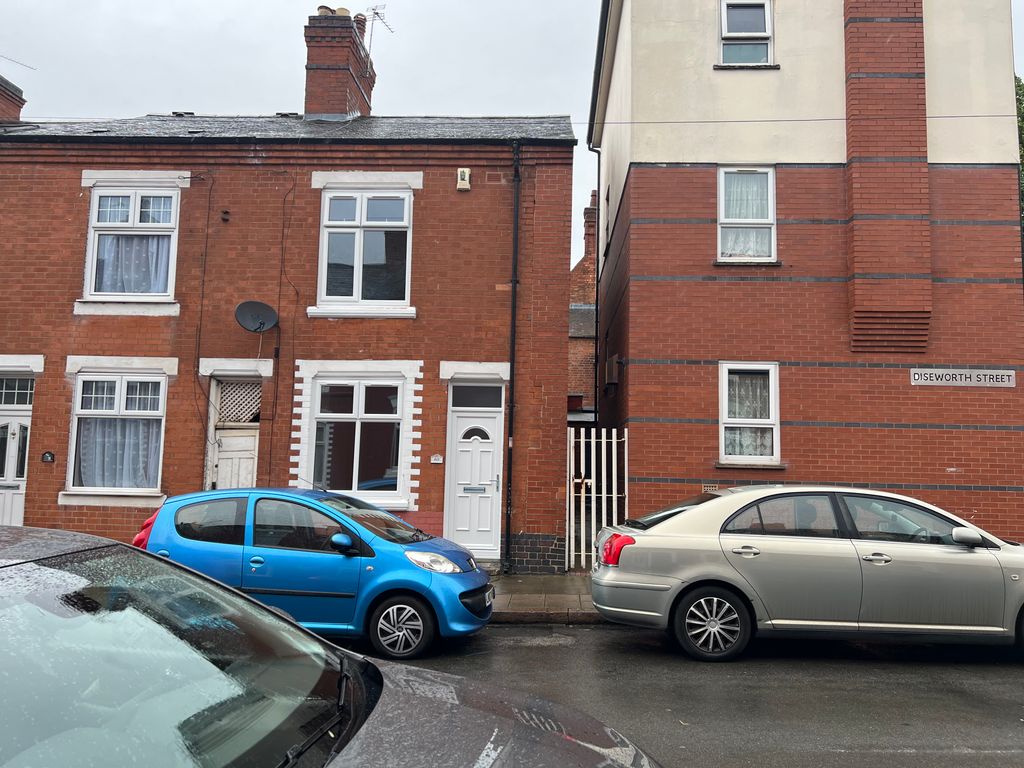 3 bed terraced house for sale in Diseworth Street, Leicester LE2, £219,950