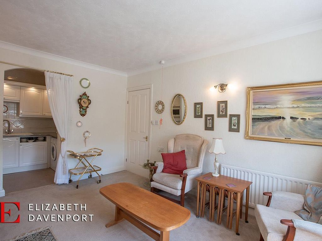 1 bed property for sale in Moorlands Avenue, Kenilworth CV8, £139,950