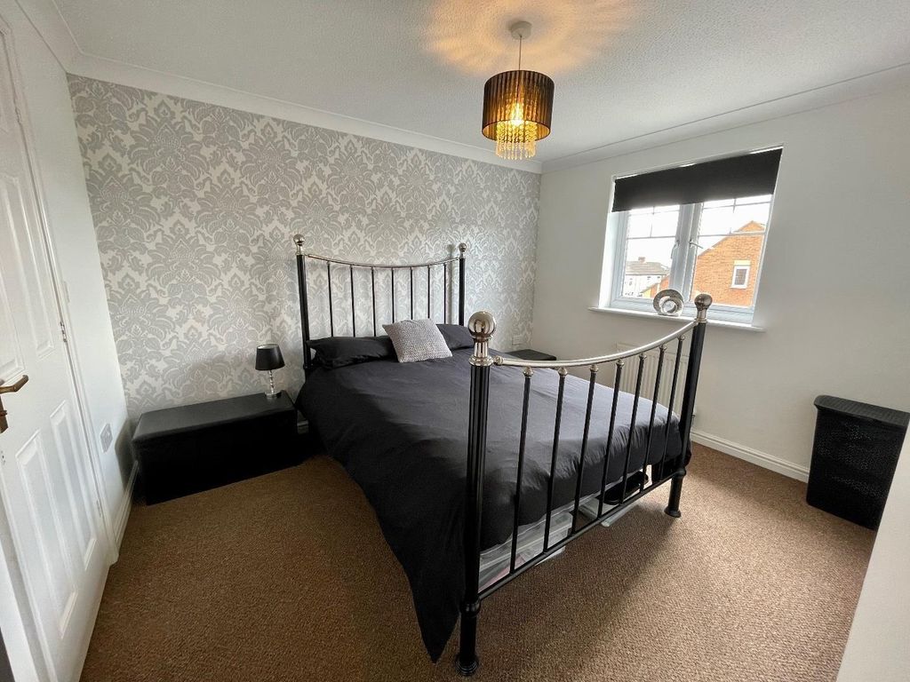 4 bed town house for sale in Appleby Close, Darlington DL1, £155,000