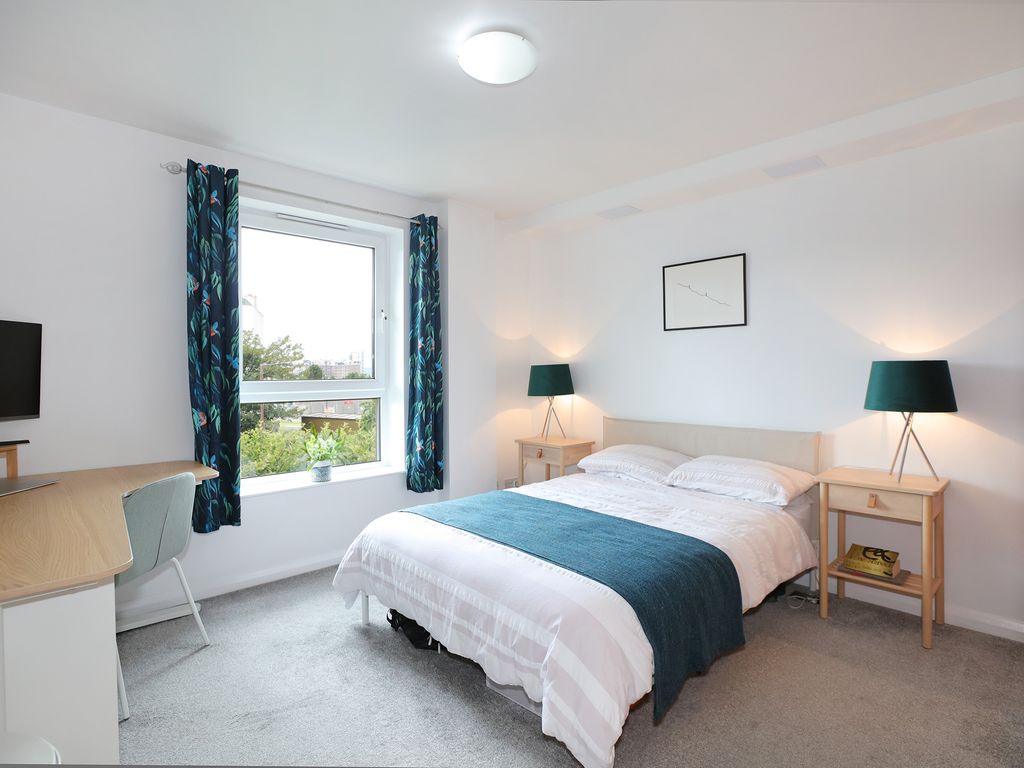 1 bed flat for sale in Portland Row, Edinburgh EH6, £185,000