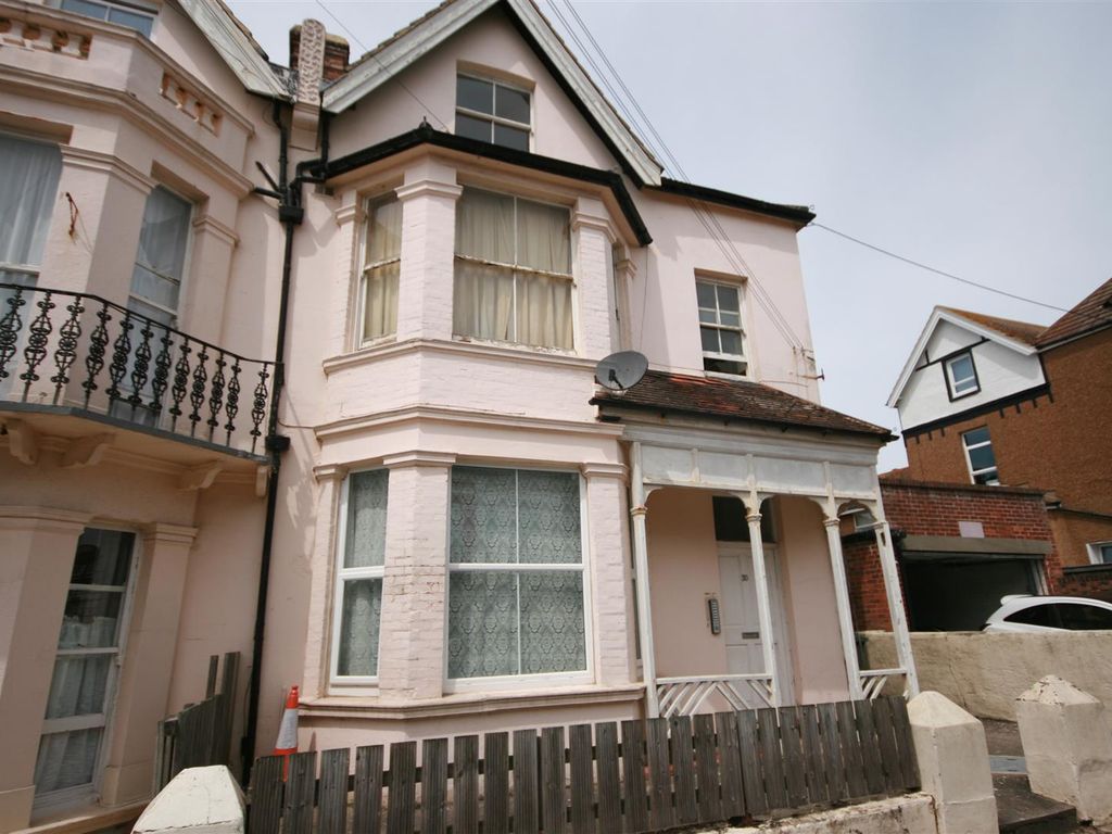 1 bed flat for sale in Wilton Road, Bexhill-On-Sea TN40, £75,000