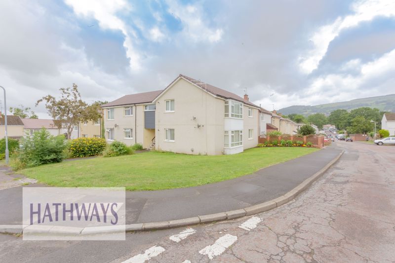 2 bed flat for sale in Ledbrook Close, Cwmbran NP44, £105,000