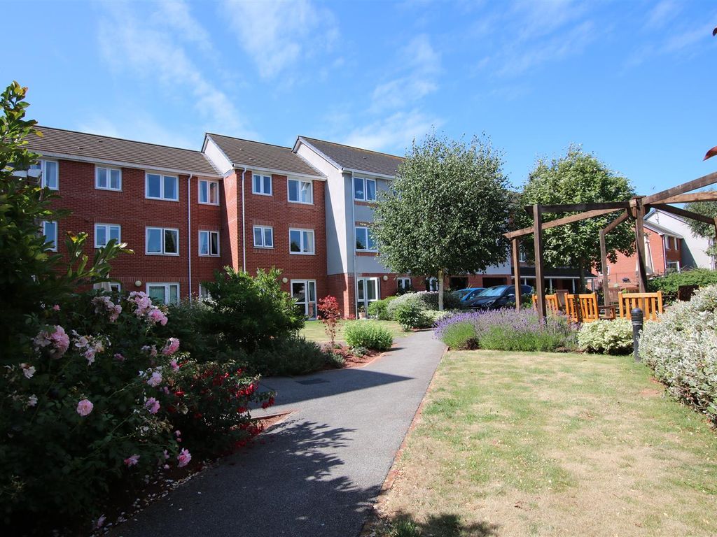 1 bed flat for sale in Butts Road, Heavitree, Exeter EX2, £150,000