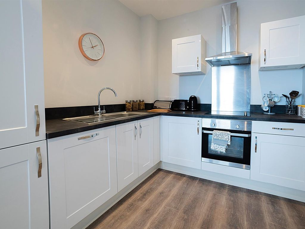 1 bed flat for sale in Crosby Gardens, Crosby Road North, Waterloo, Liverpool L22, £75,000