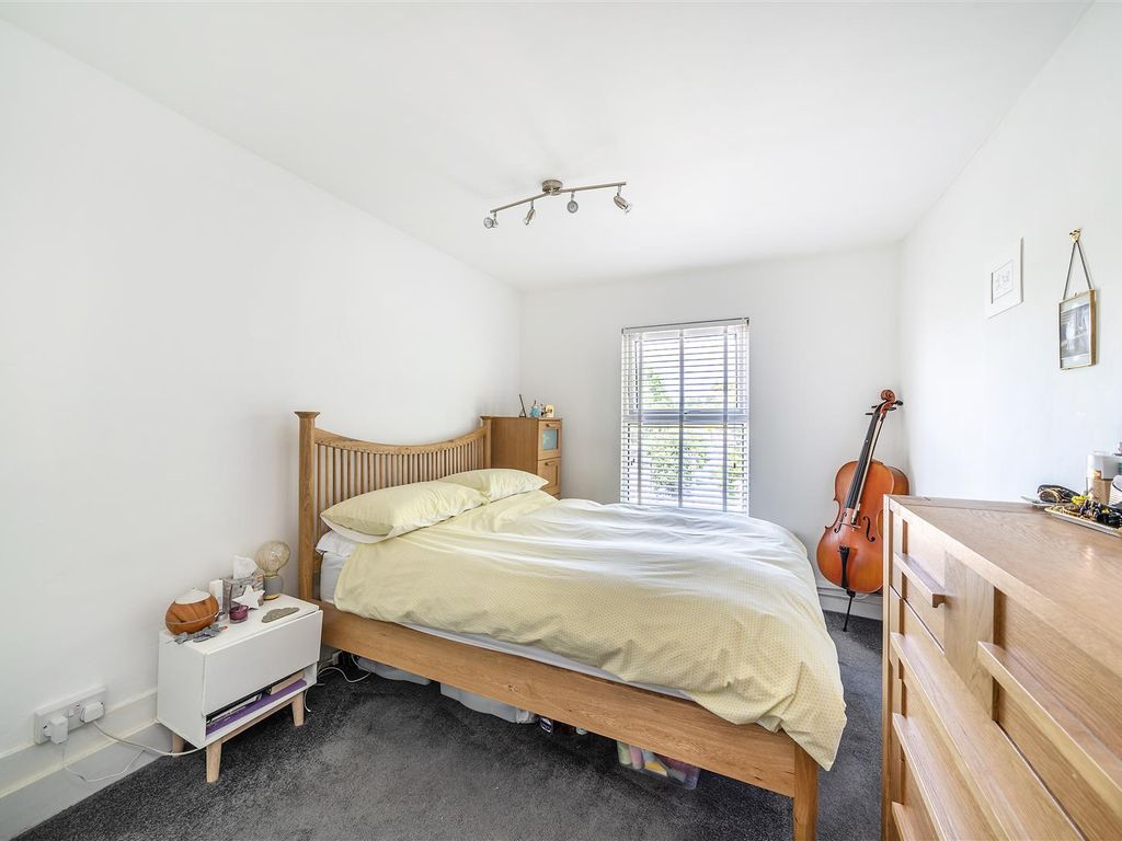 1 bed flat for sale in Ash Grove, Penge SE20, £190,000