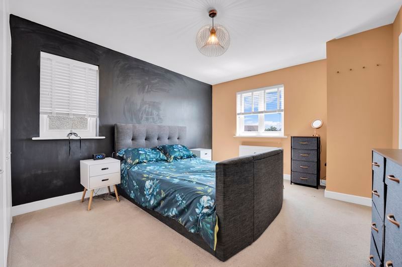 5 bed property for sale in 30 Nursery Wynd, Kilwinning KA13, £265,000