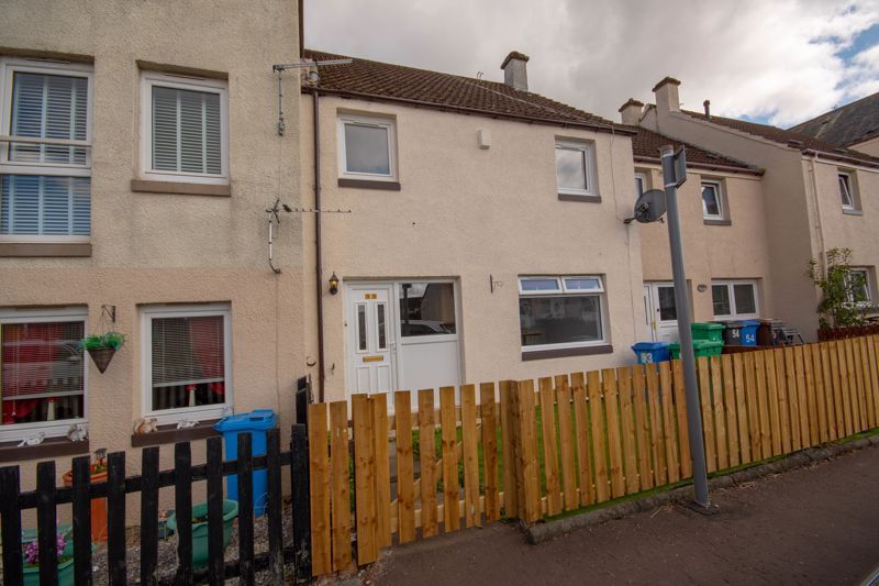 3 bed terraced house for sale in Provosts Land, Leslie, Glenrothes KY6, £99,950