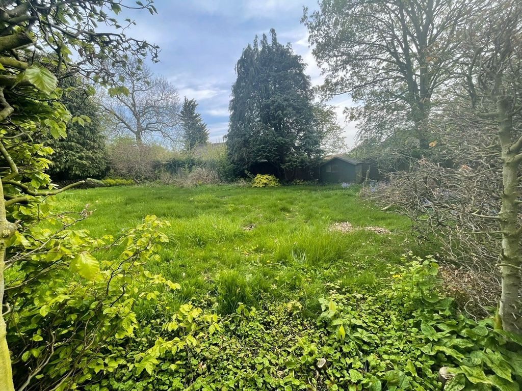 Land for sale in High Street, Ropsley, Grantham NG33, £150,000