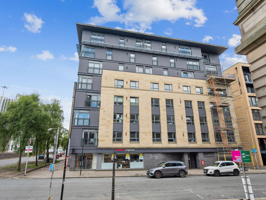 1 bed flat for sale in Kent Road, Charing Cross, Glasgow G3, £135,000