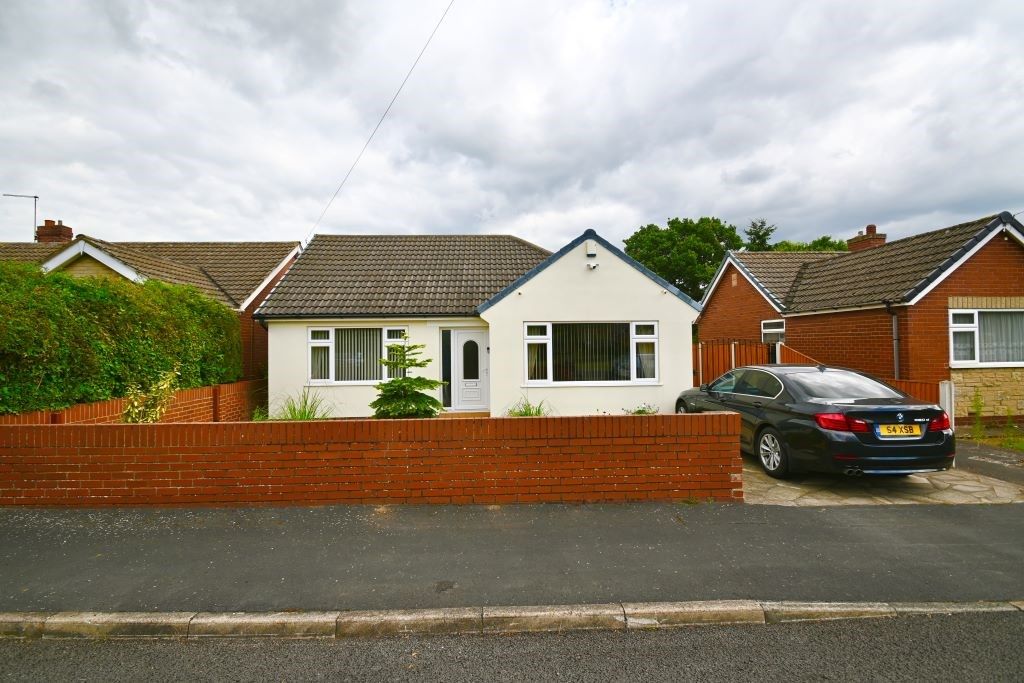 2 bed detached bungalow for sale in Mosham Road, Auckley, Doncaster DN9, £310,000